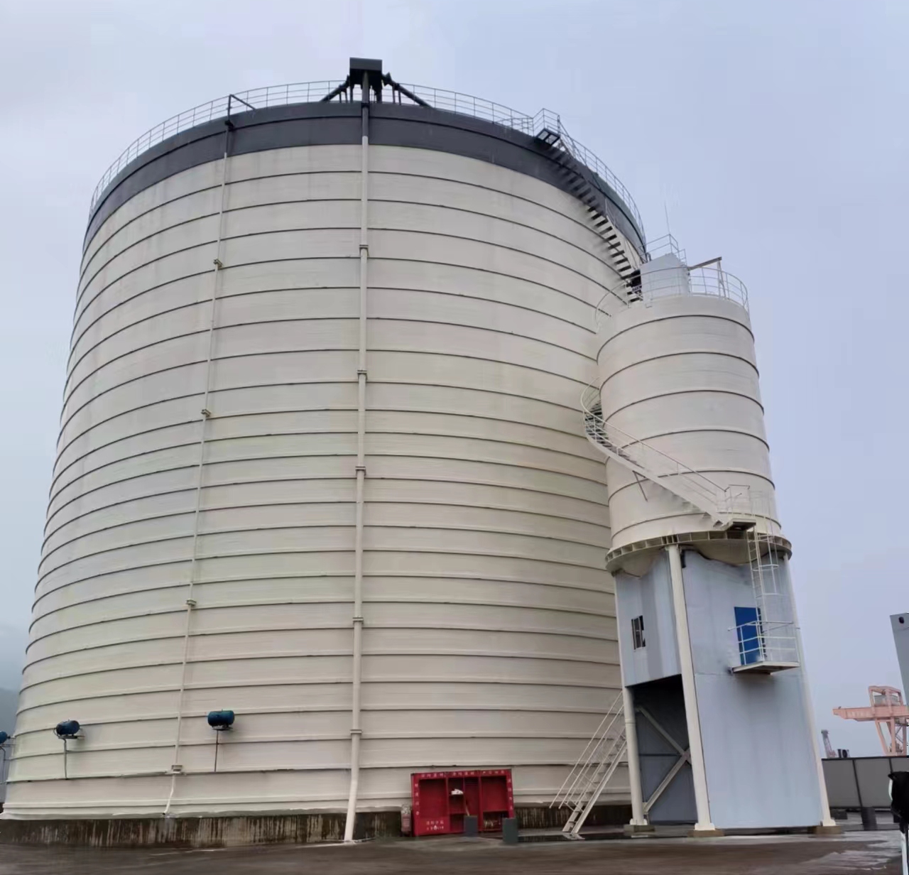 巩留10万吨水泥钢板库